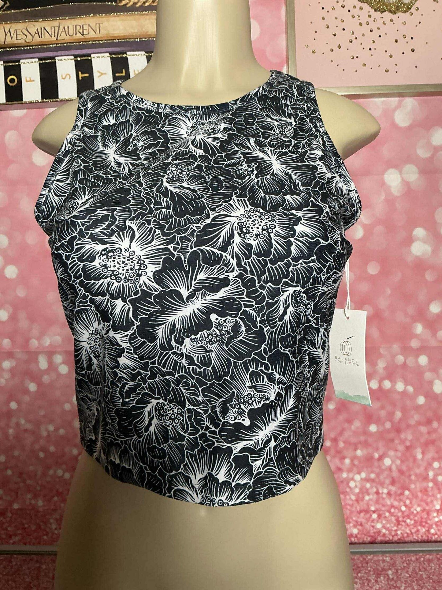 Black & White Floral Crop Tank Top