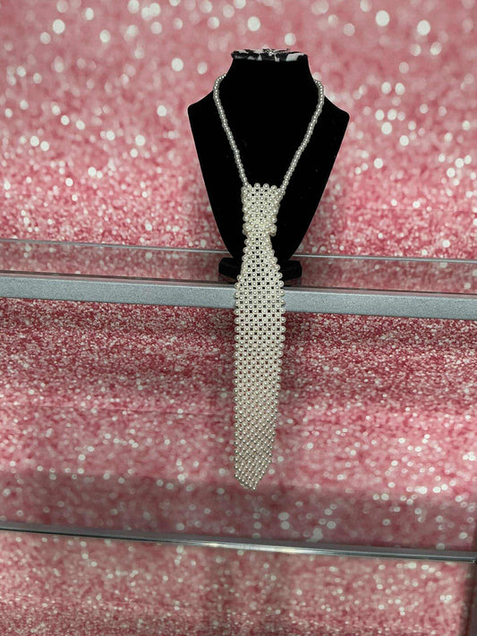 Pearl Tie Necklace